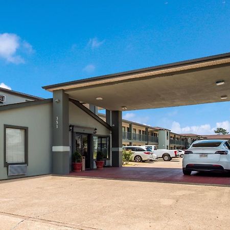 Econo Lodge Lake Charles University Area Εξωτερικό φωτογραφία