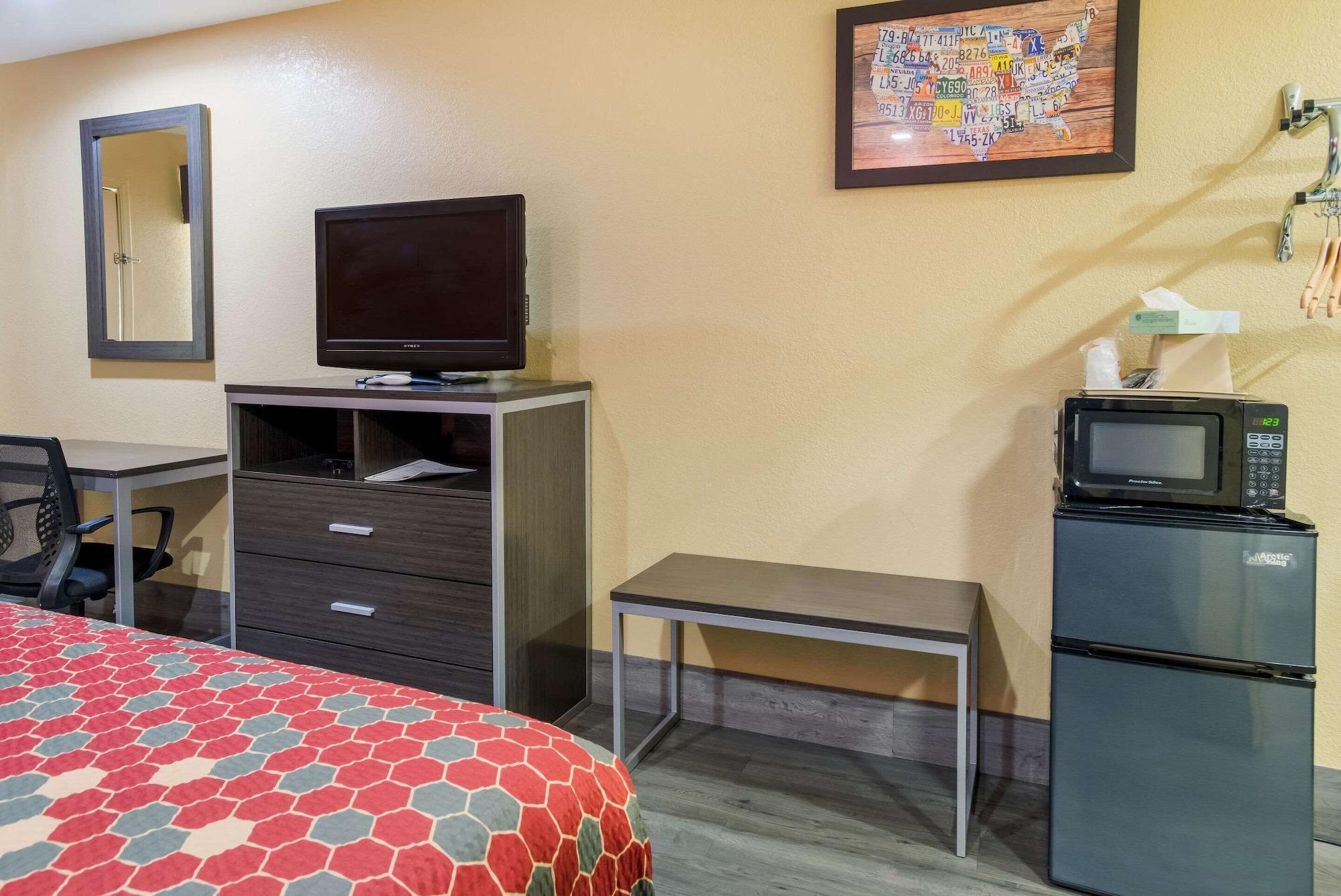Econo Lodge Lake Charles University Area Εξωτερικό φωτογραφία