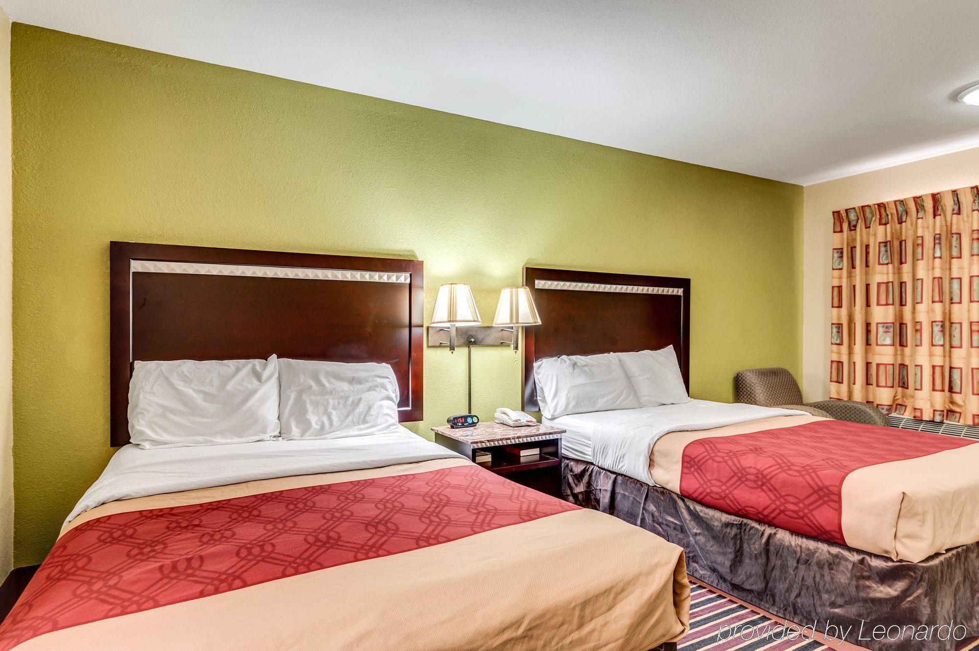 Econo Lodge Lake Charles University Area Εξωτερικό φωτογραφία